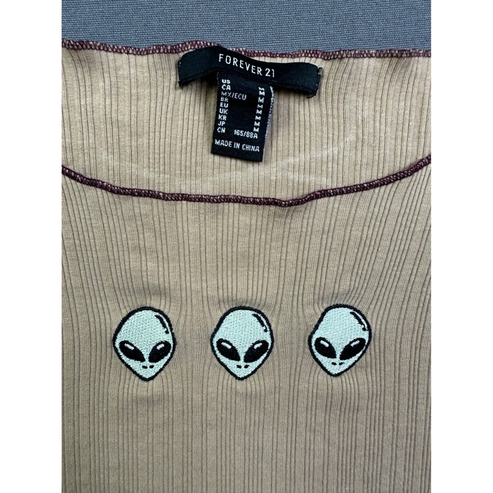 Forever‎ 21 Alien Embroidered Ribbed Crop Top Tan Long Sleeve Thumbhole Medium